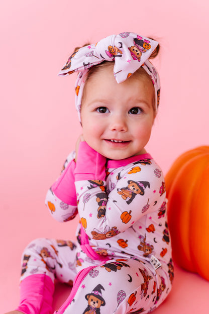 Hocus Pocus Honey Bear Top Knot Bow (EST SHIP TIME 1-2 WEEK)